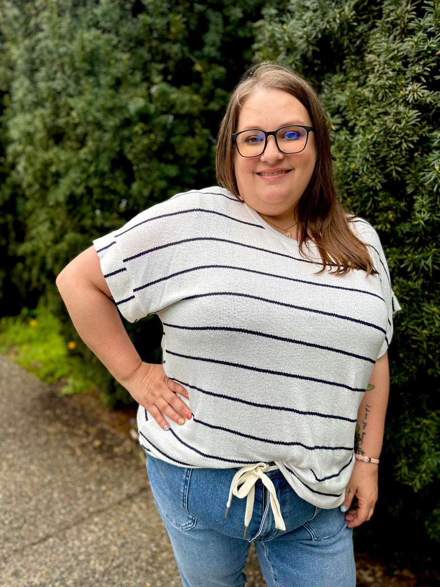 Julie | Round Neck Short Cuff Sleeve Knit Top | Ivory