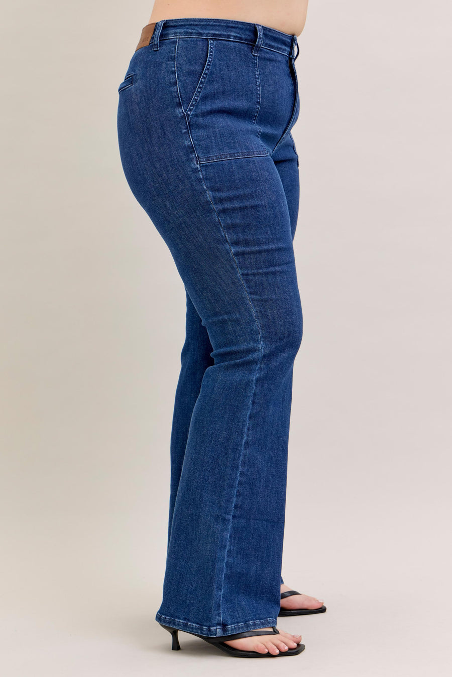 Lucy | High Waist Flare With Patch Pockets (Judy Blue Style 881025)