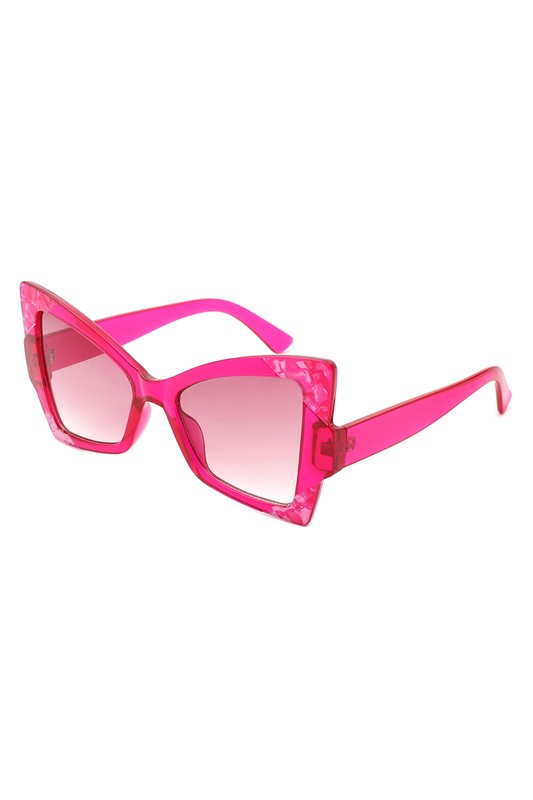 Oversize High Pointed Triangle Cat Eye Sunglasses