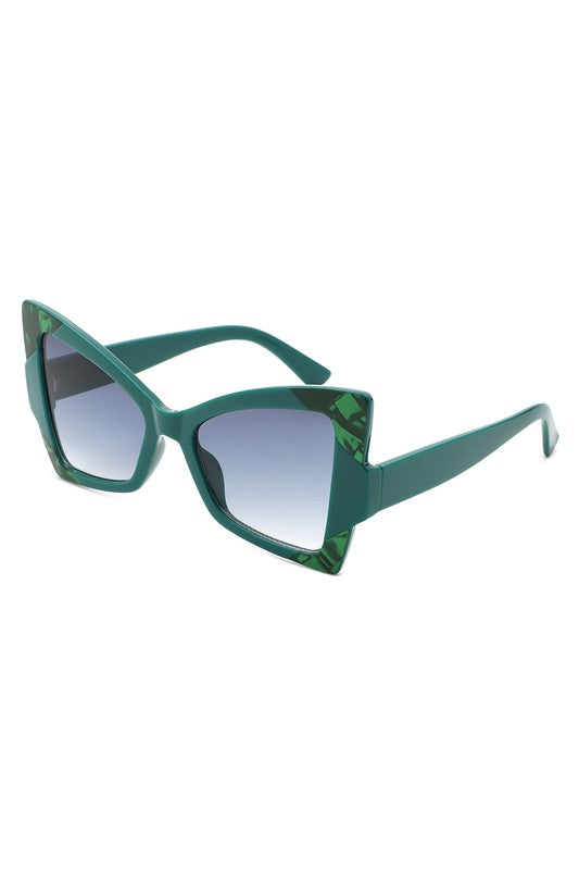 Oversize High Pointed Triangle Cat Eye Sunglasses