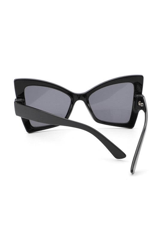 Oversize High Pointed Triangle Cat Eye Sunglasses