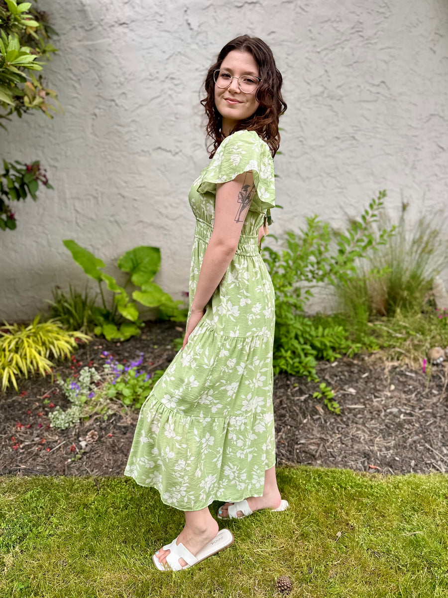 Fiore Bella Floral Short Sleeve Midi Dress | Light Green