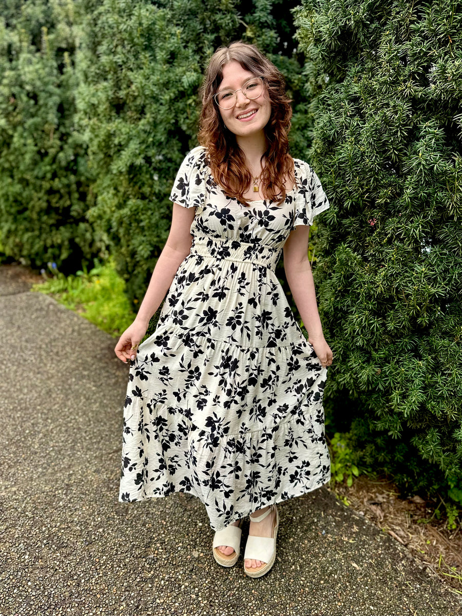 Fiore Bella | Floral Short Sleeve Midi Dress | Cream