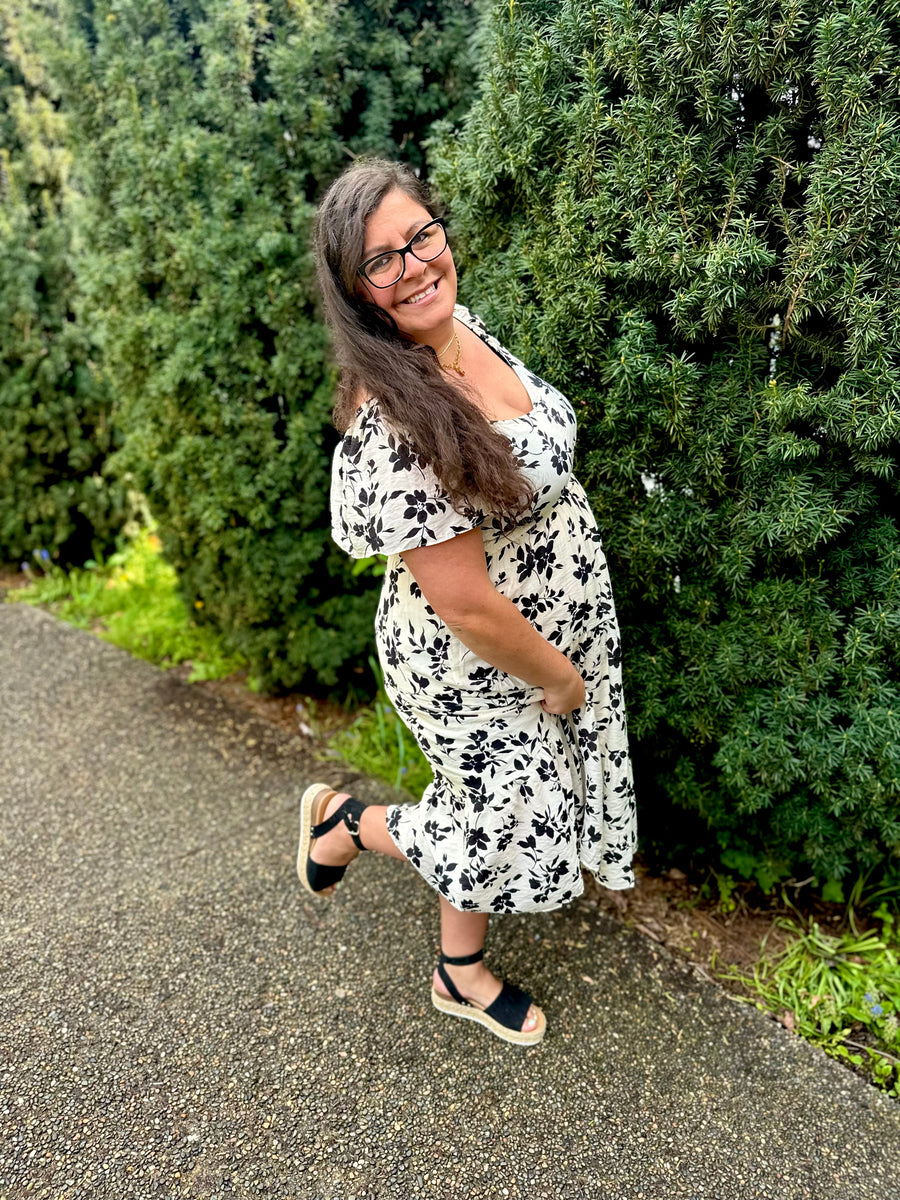 Fiore Bella | Floral Short Sleeve Midi Dress | Cream
