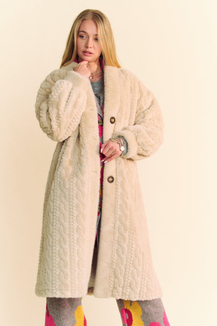 Curtain Call | Faux Fur Rib Pattern Long Coat | Cream