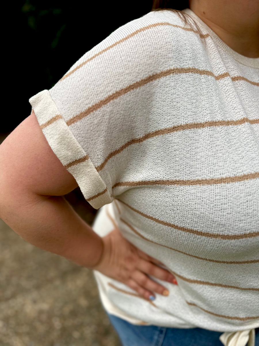 Julie | Round Neck Short Cuff Sleeve Knit Top | Cream