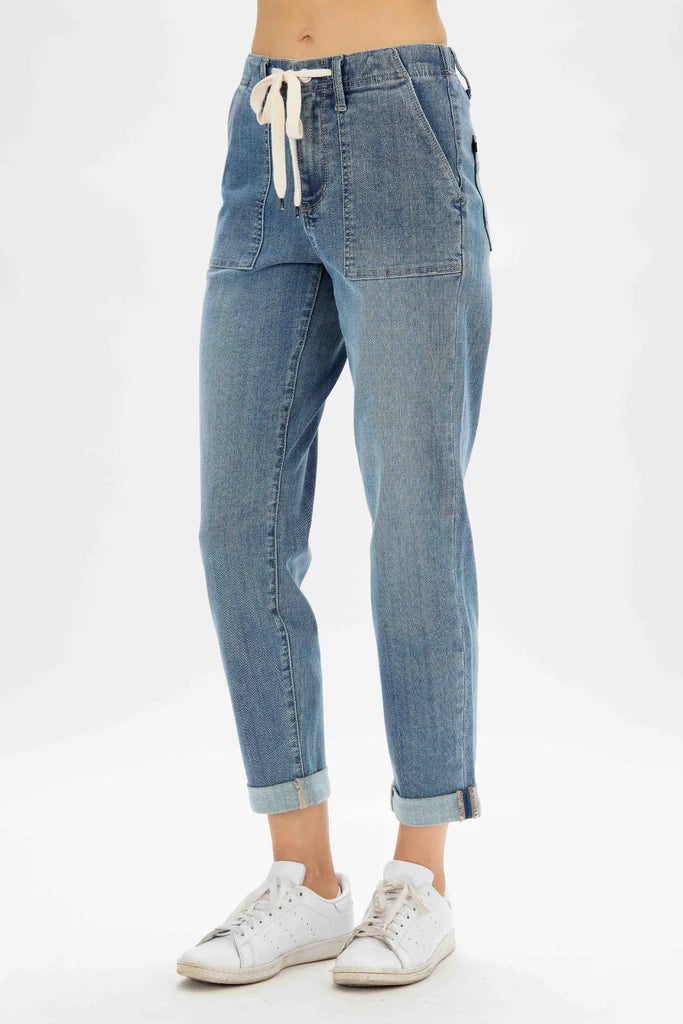 Yianna | High Waist Pull On Jogger | Medium Wash