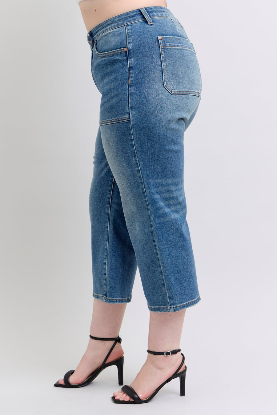 Crop It Like It's Hot | High Waist Crop Wide Leg With Utility Pockets (Judy Blue Style 88904)