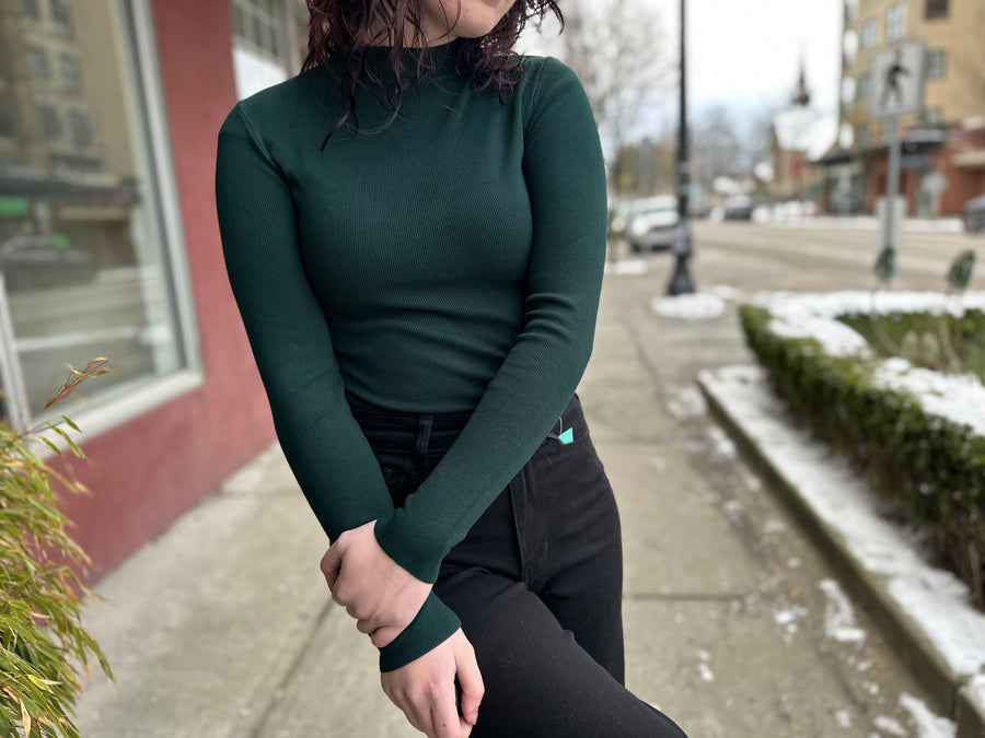 Bella Mock Neck Sweater Knit Top | Hunter Green