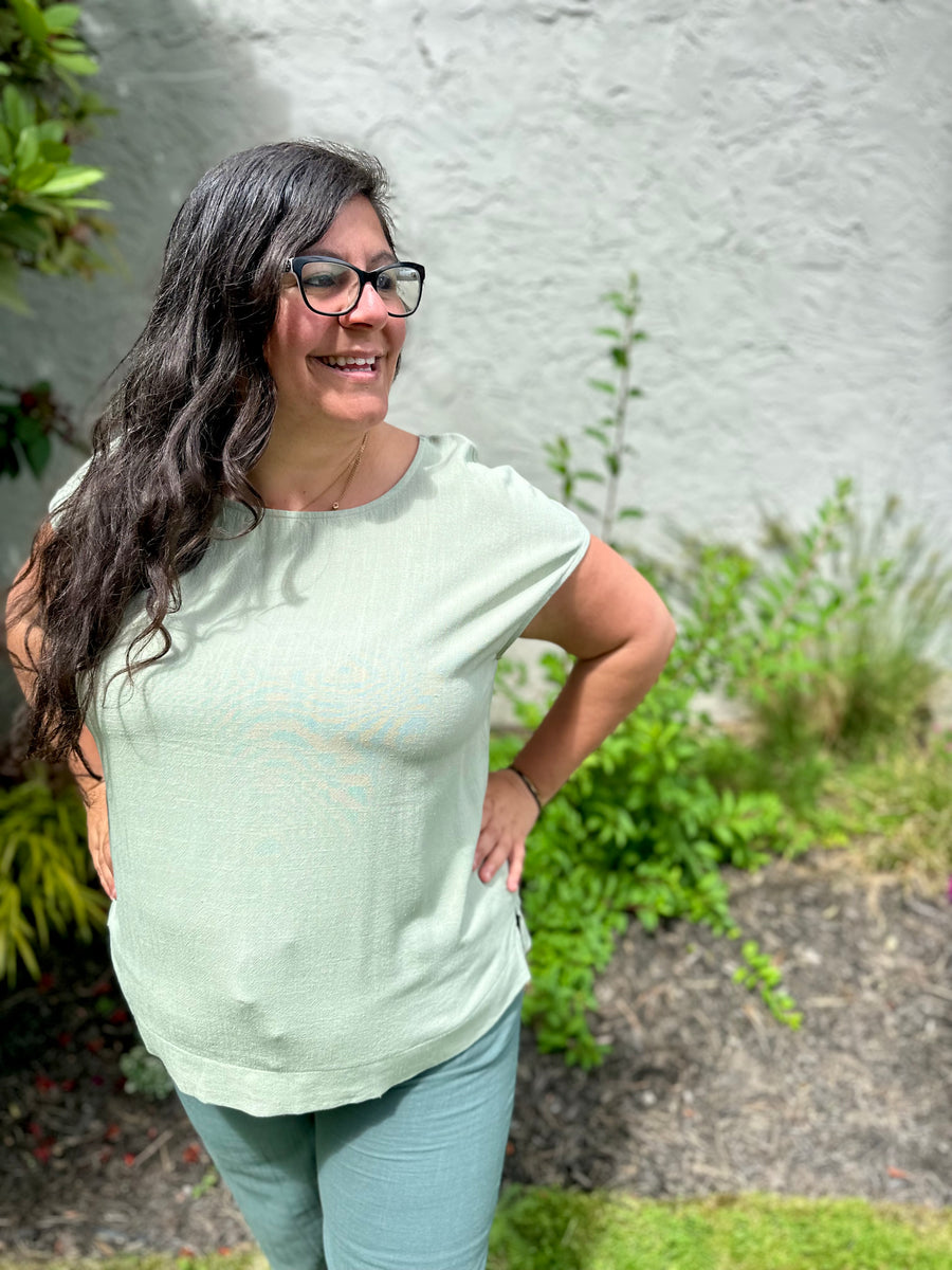 Keira Round Neck Linen Blouse | Light Olive