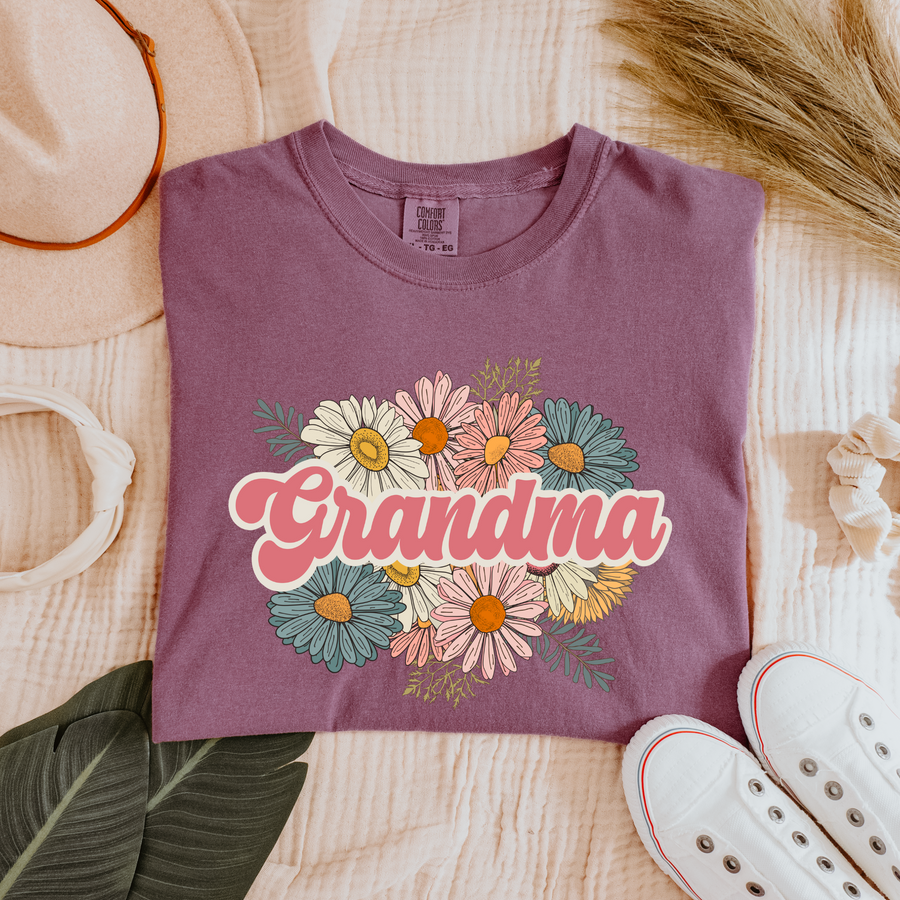 Floral Grandma | Tee