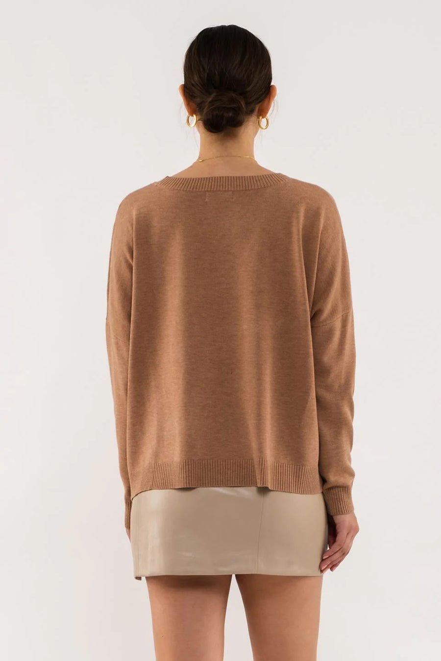 Evelyn Extended Shoulder Sweater | Sienna
