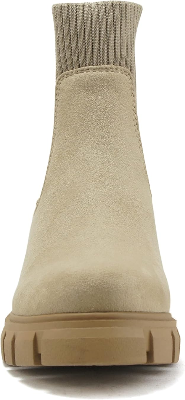 Zordy | Lug Sole Heeled Chelsea Boots | Light Wheat