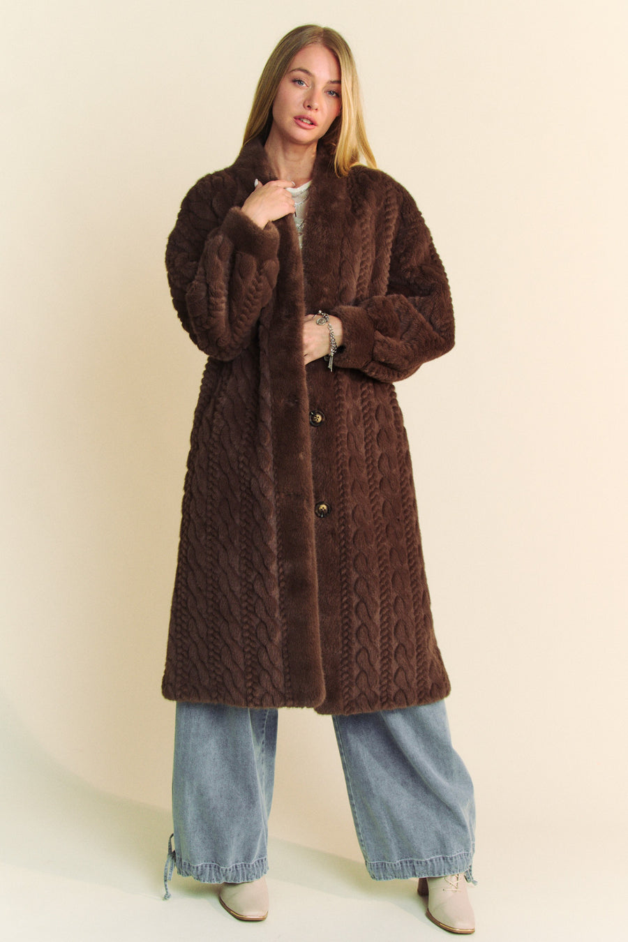 Curtain Call | Faux Fur Rib Pattern Long Coat | Brown