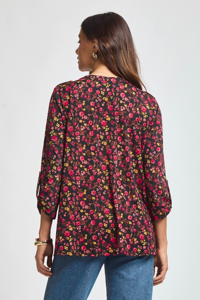 Lizzy Luxe | V Neck 3/4 Sleeve Relaxed Fit Top | Black