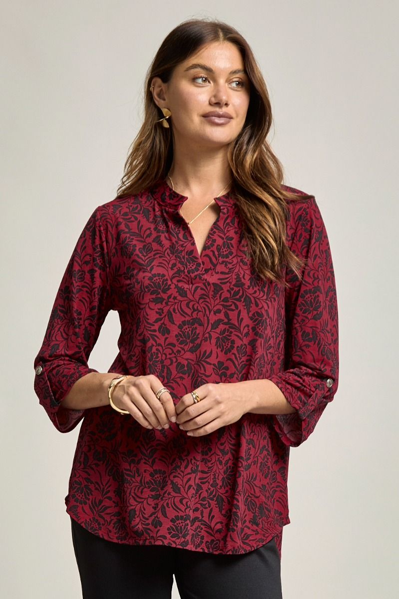 Lizzy | V Neck 3/4 Sleeve Relaxed Fit Top | Red