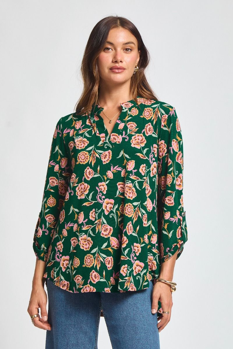 Lizzy | V Neck 3/4 Sleeve Relaxed Fit Top | Hunter Green
