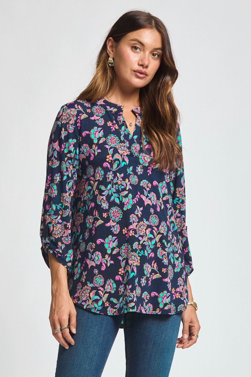 Lizzy | V Neck 3/4 Sleeve Relaxed Fit Top | Navy Floral
