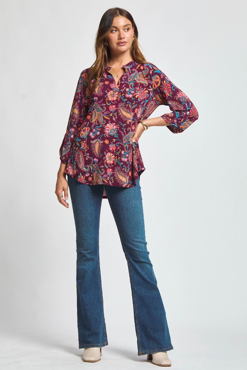 Lizzy | V Neck 3/4 Sleeve Relaxed Fit Top | Wine Floral
