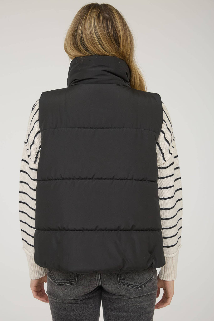 Harbour Mist | Zip Up Puffer Vest | Black