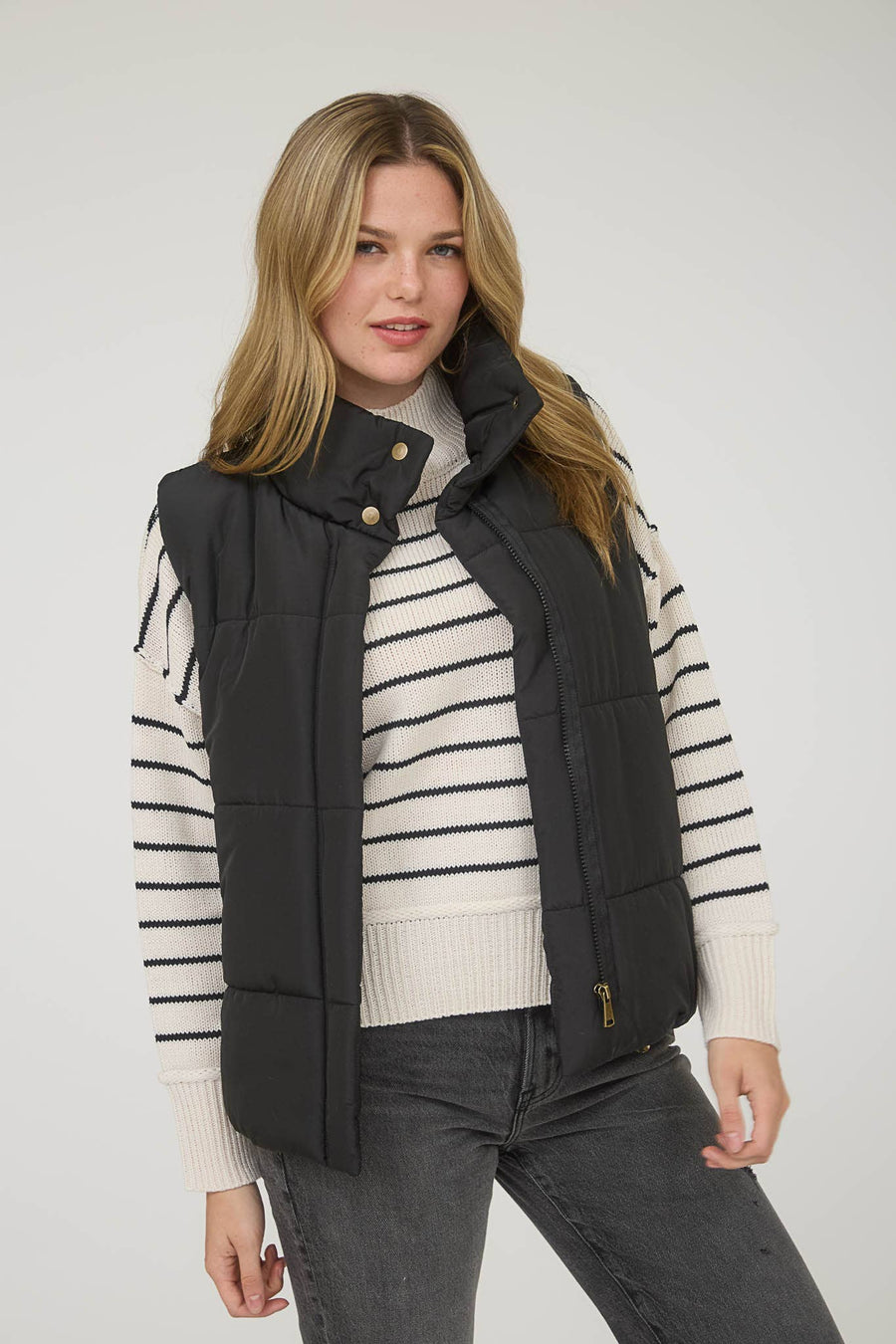 Harbour Mist | Zip Up Puffer Vest | Black