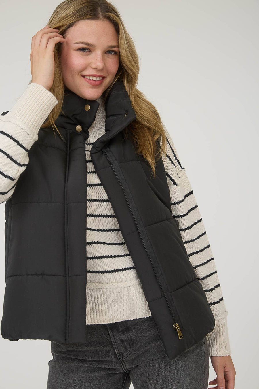 Harbour Mist | Zip Up Puffer Vest | Black