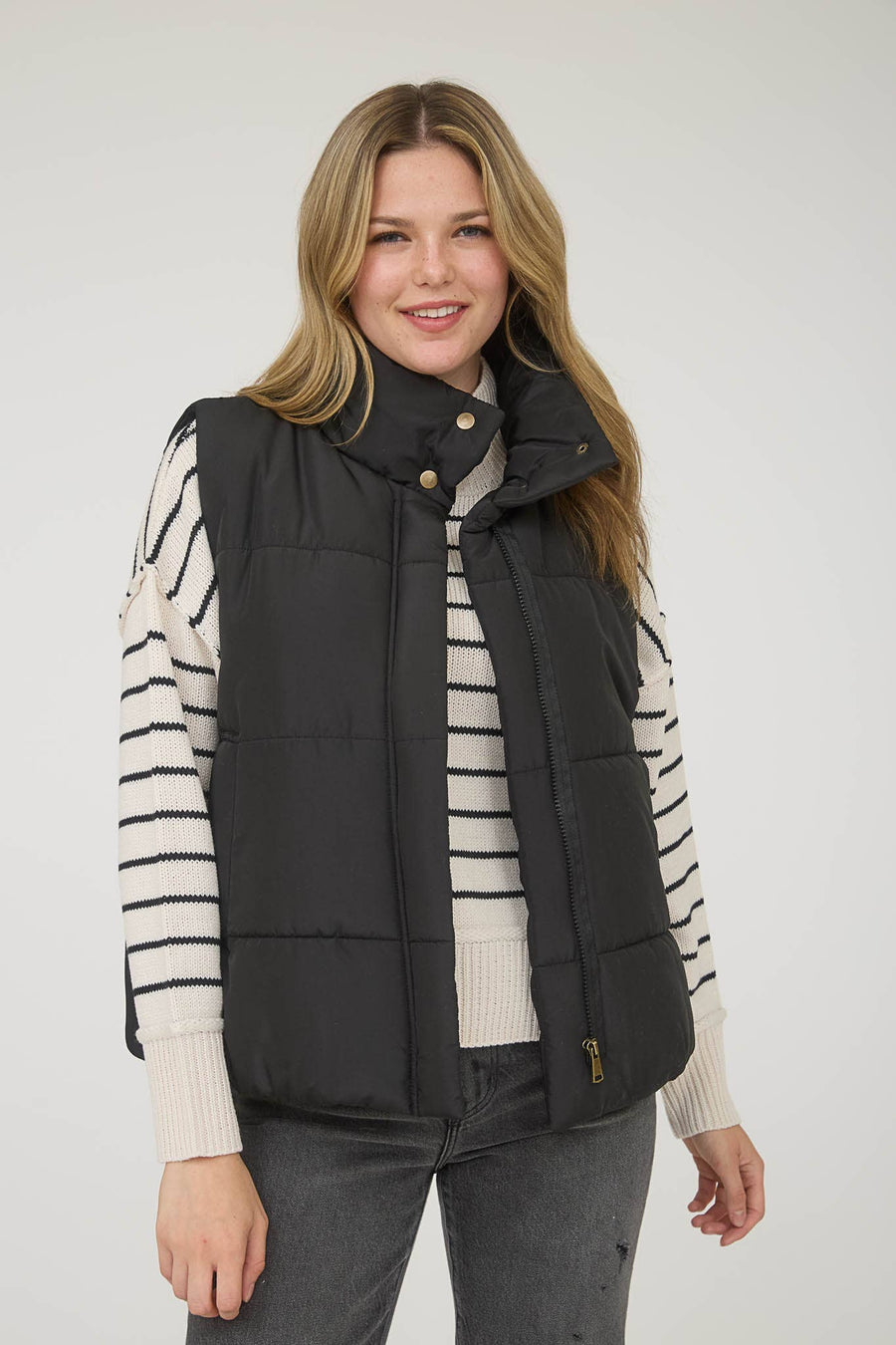 Harbour Mist | Zip Up Puffer Vest | Black